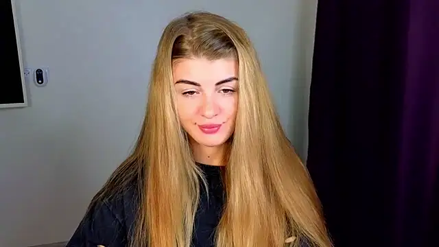  comefeelme  online show from 15, 10, 2025