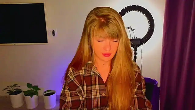  comefeelme  online show from 14, 12, 2025