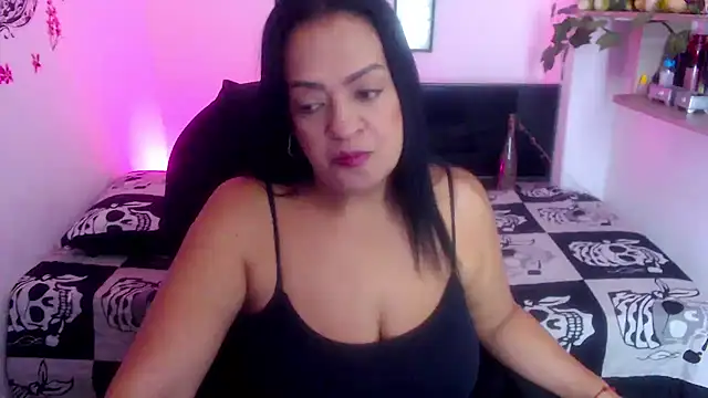 Snapshot of menfismuller2 chatting on 4, 11, 2025 menfismuller2 online show from 4, 11, 2025