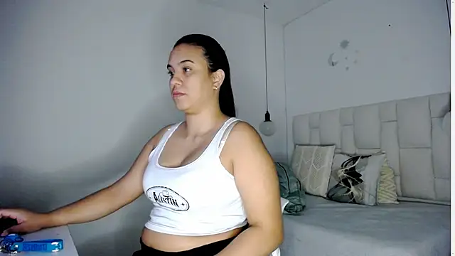 tiffany  pink online show from 9, 10, 2025