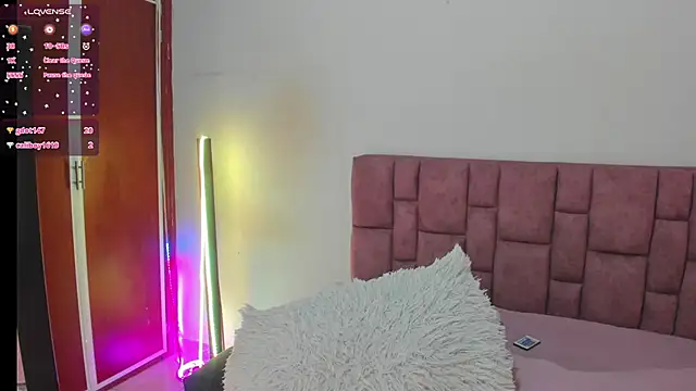 SunnyLeonz online show from 15, 12, 2024