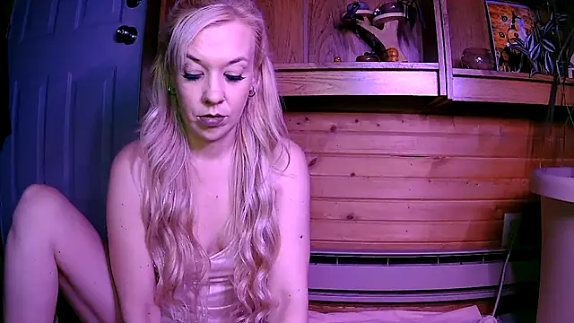 Snapshot of lyra_rose chatting on 16, 3, 2025 lyra rose online show from 16, 3, 2025