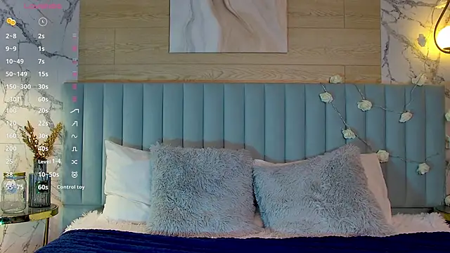 Snapshot of CarolReeves chatting on 18, 1, 2025 CarolReeves online show from 18, 1, 2025