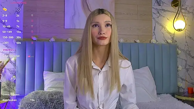 Snapshot of CarolReeves chatting on 30, 1, 2025 CarolReeves online show from 30, 1, 2025