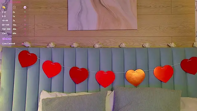 Snapshot of CarolReeves chatting on 13, 2, 2025 CarolReeves online show from 13, 2, 2025