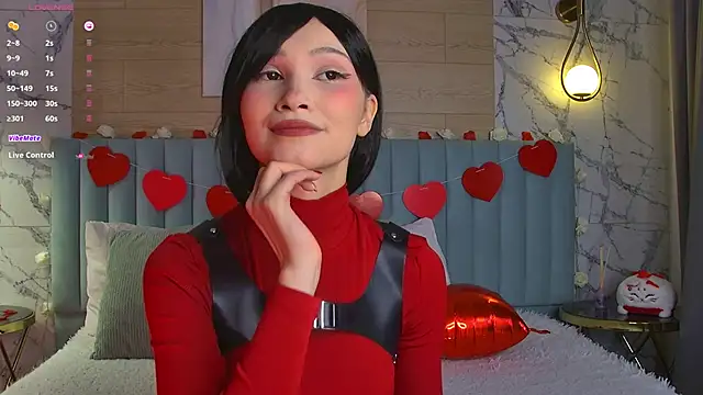 Snapshot of CarolReeves chatting on 15, 2, 2025 CarolReeves online show from 15, 2, 2025