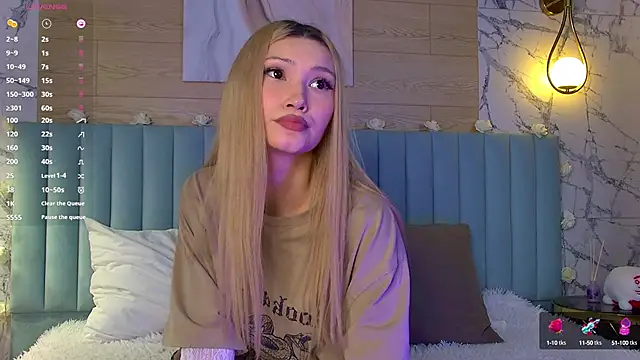 Snapshot of CarolReeves chatting on 27, 2, 2025 CarolReeves online show from 27, 2, 2025