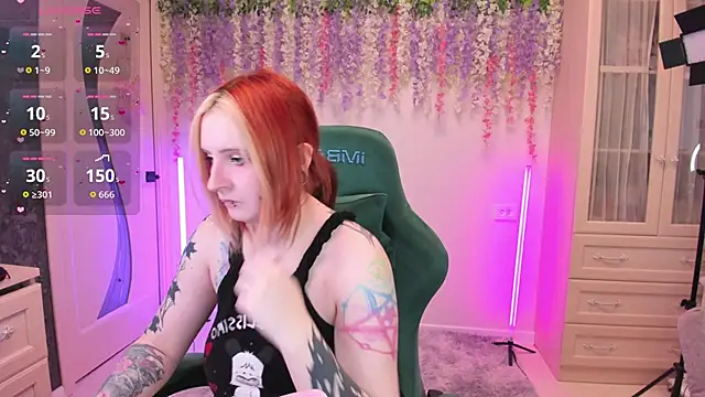 EmmyBunny online show from 18, 4, 2026