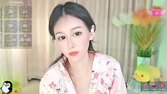 Aimee-520 online show from 15, 9, 2025