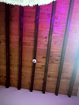 Alicia Ruiz online show from 5, 12, 2024