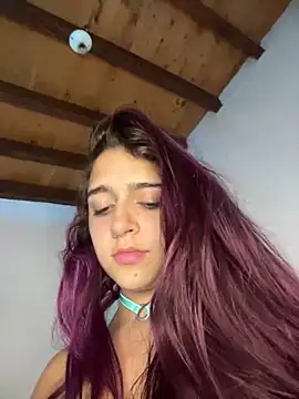 Alicia Ruiz online show from 9, 12, 2024