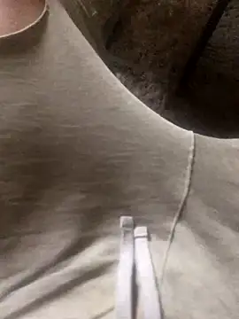 chrille82 online show from 7, 10, 2025