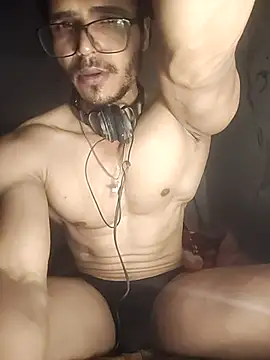 Snapshot of rounakhunk chatting on 15, 7, 2026 rounakhunk online show from 15, 7, 2026