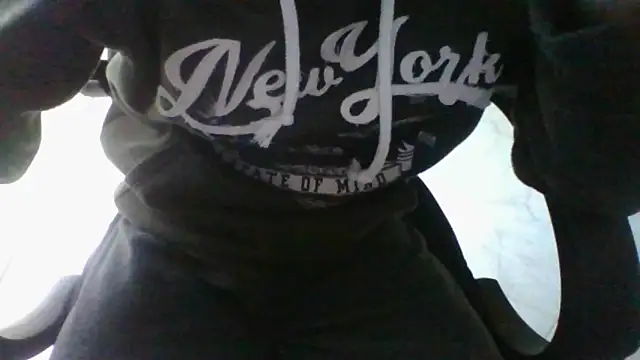 FranciCazzone online show from 17, 2, 2025