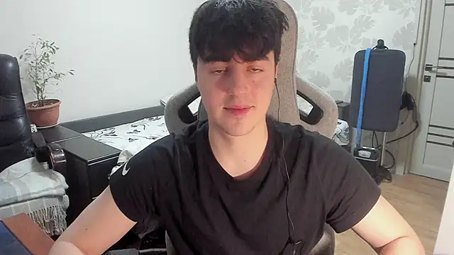 Knuckles17 online show from 21, 12, 2025