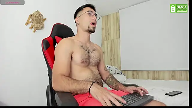 Snapshot of lil_faker420 chatting on 8, 1, 2025 lil faker420 online show from 8, 1, 2025