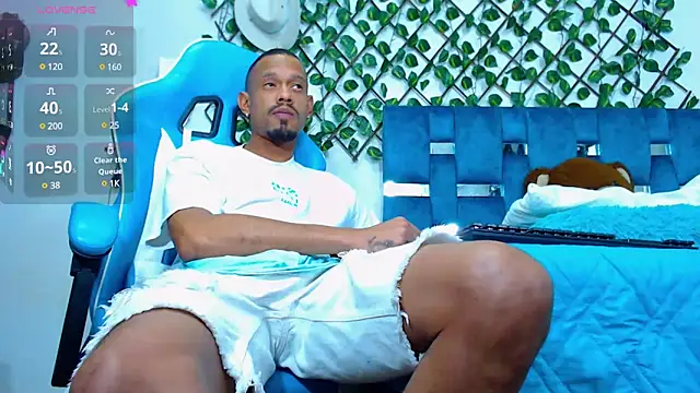 Snapshot of black_latin23cm chatting on 16, 2, 2025 black latin23cm online show from 16, 2, 2025