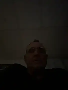 Trey100379100379 online show from 6, 11, 2025