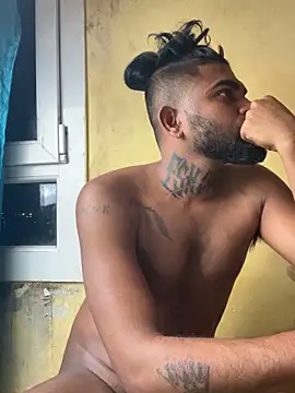 Snapshot of TiltedTen chatting on 7, 2, 2025 TiltedTen online show from 7, 2, 2025