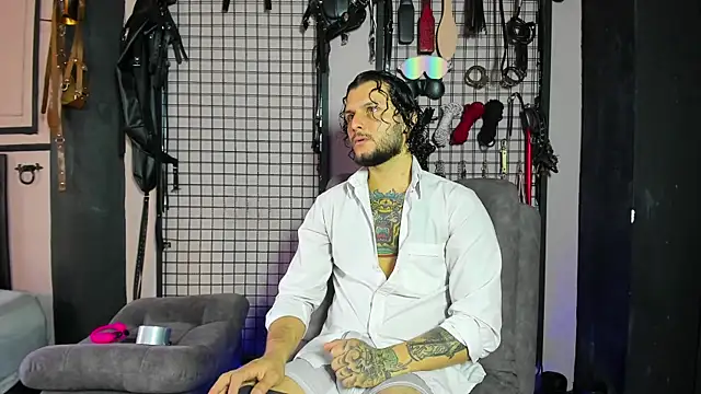 Twisted Fantasy online show from 9, 3, 2025