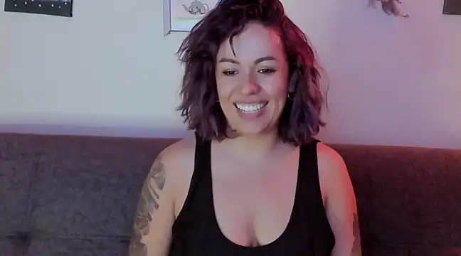 Snapshot of joan-star chatting on 16, 2, 2025 joan-star online show from 16, 2, 2025