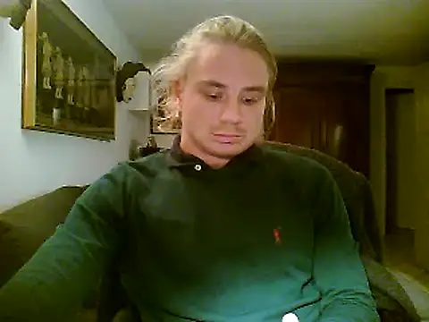 Snapshot of maciste26 chatting on 13, 1, 2025 maciste26 online show from 13, 1, 2025