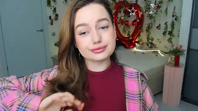 MiracleCurly online show from 3, 3, 2026