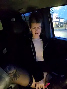 Snapshot of Lilmissvyx chatting on 2, 1, 2025 Lilmissvyx online show from 2, 1, 2025