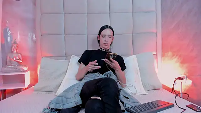 Hecatee 77 online show from 12, 11, 2025