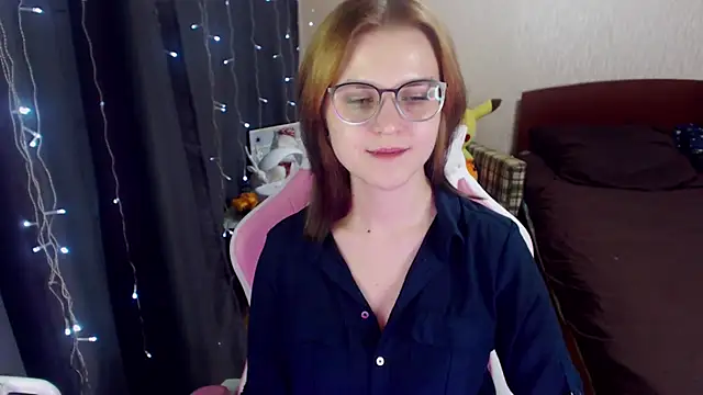 Snapshot of MissBrightShine chatting on 17, 1, 2025 MissBrightShine online show from 17, 1, 2025