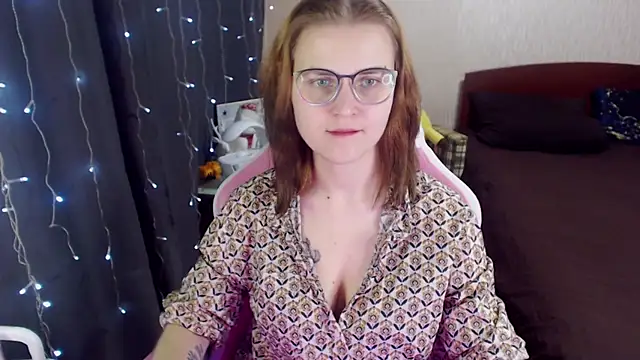 Snapshot of MissBrightShine chatting on 29, 1, 2025 MissBrightShine online show from 29, 1, 2025