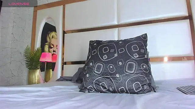 Snapshot of steffanxxll chatting on 19, 1, 2025 steffanxxll online show from 19, 1, 2025