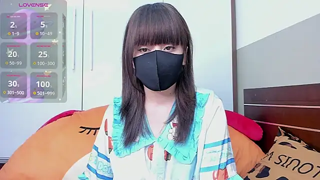 Snapshot of alonelove__ chatting on 12, 9, 2025 alonelove online show from 12, 9, 2025