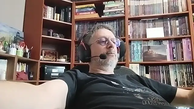 Mandra is a whore online show from 25, 11, 2025