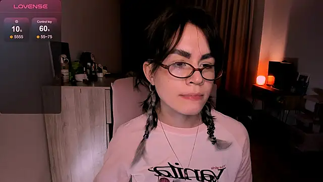 Snapshot of _selectrra chatting on 19, 2, 2025  selectrra online show from 19, 2, 2025