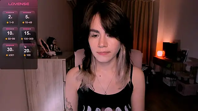 Snapshot of _selectrra chatting on 28, 2, 2025  selectrra online show from 28, 2, 2025