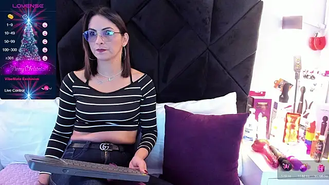 Snapshot of letiziia_sky1 chatting on 17, 12, 2024 letiziia sky1 online show from 17, 12, 2024