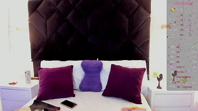 Snapshot of letiziia_sky1 chatting on 30, 9, 2025 letiziia sky1 online show from 30, 9, 2025