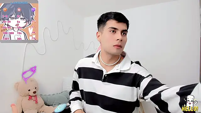 lucas cute online show from 14, 12, 2025