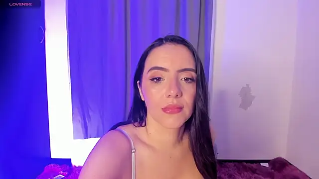 Snapshot of rouse_lili chatting on 9, 4, 2026 rouse lili online show from 9, 4, 2026