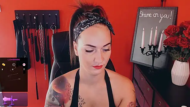  Jane Warren  online show from 18, 9, 2025