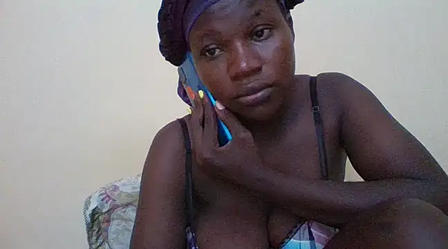 prettychic5 online show from 31, 1, 2025