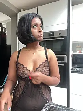 Snapshot of RoseMelanie chatting on 27, 2, 2025 RoseMelanie online show from 27, 2, 2025