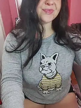 Snapshot of ErikaVlovely chatting on 16, 11, 2025 ErikaVlovely online show from 16, 11, 2025