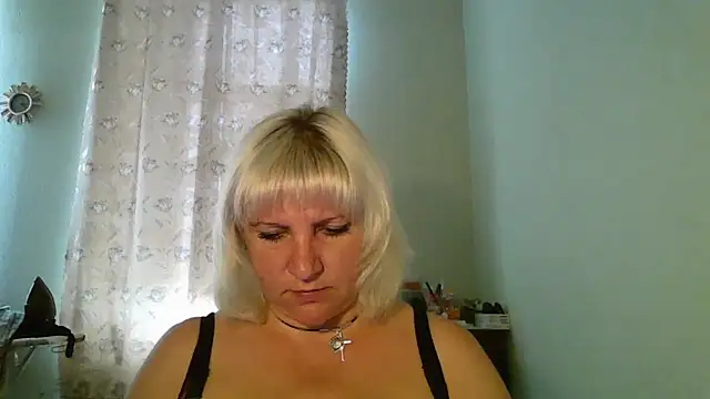 Snapshot of MeilomaWesa chatting on 24, 9, 2025 MeilomaWesa online show from 24, 9, 2025