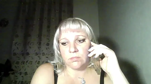 Snapshot of MeilomaWesa chatting on 3, 10, 2025 MeilomaWesa online show from 3, 10, 2025