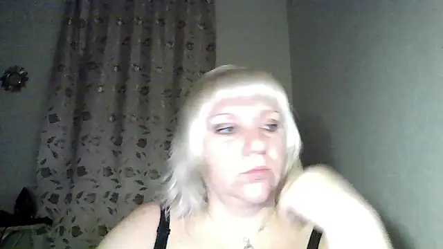 Snapshot of MeilomaWesa chatting on 24, 10, 2025 MeilomaWesa online show from 24, 10, 2025