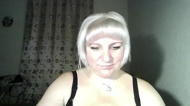 Snapshot of MeilomaWesa chatting on 16, 12, 2025 MeilomaWesa online show from 16, 12, 2025