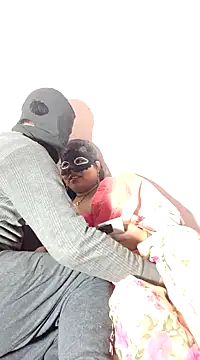 Snapshot of Something_61 chatting on 10, 2, 2025 Something 61 online show from 10, 2, 2025