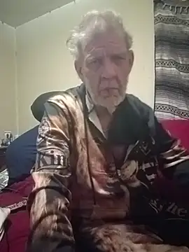 Snapshot of cmagic9 chatting on 5, 11, 2025 cmagic9 online show from 5, 11, 2025